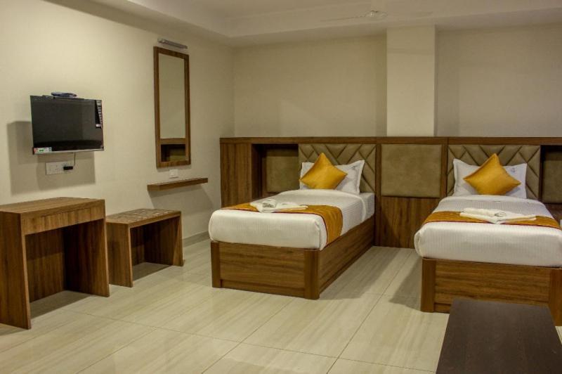 Rr Mount Elite Suites Chennai Zewnętrze zdjęcie